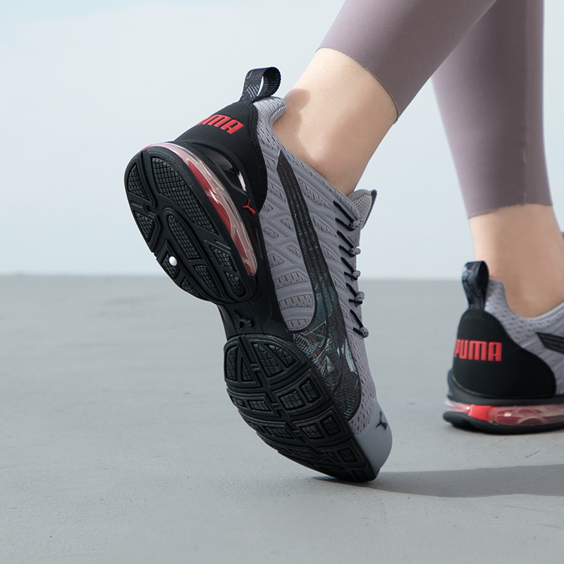 プーマ メンズ＆レディースシューズ オリジナル 軽量 ロード - Lightweight Road Running Shoes のレビューと価格